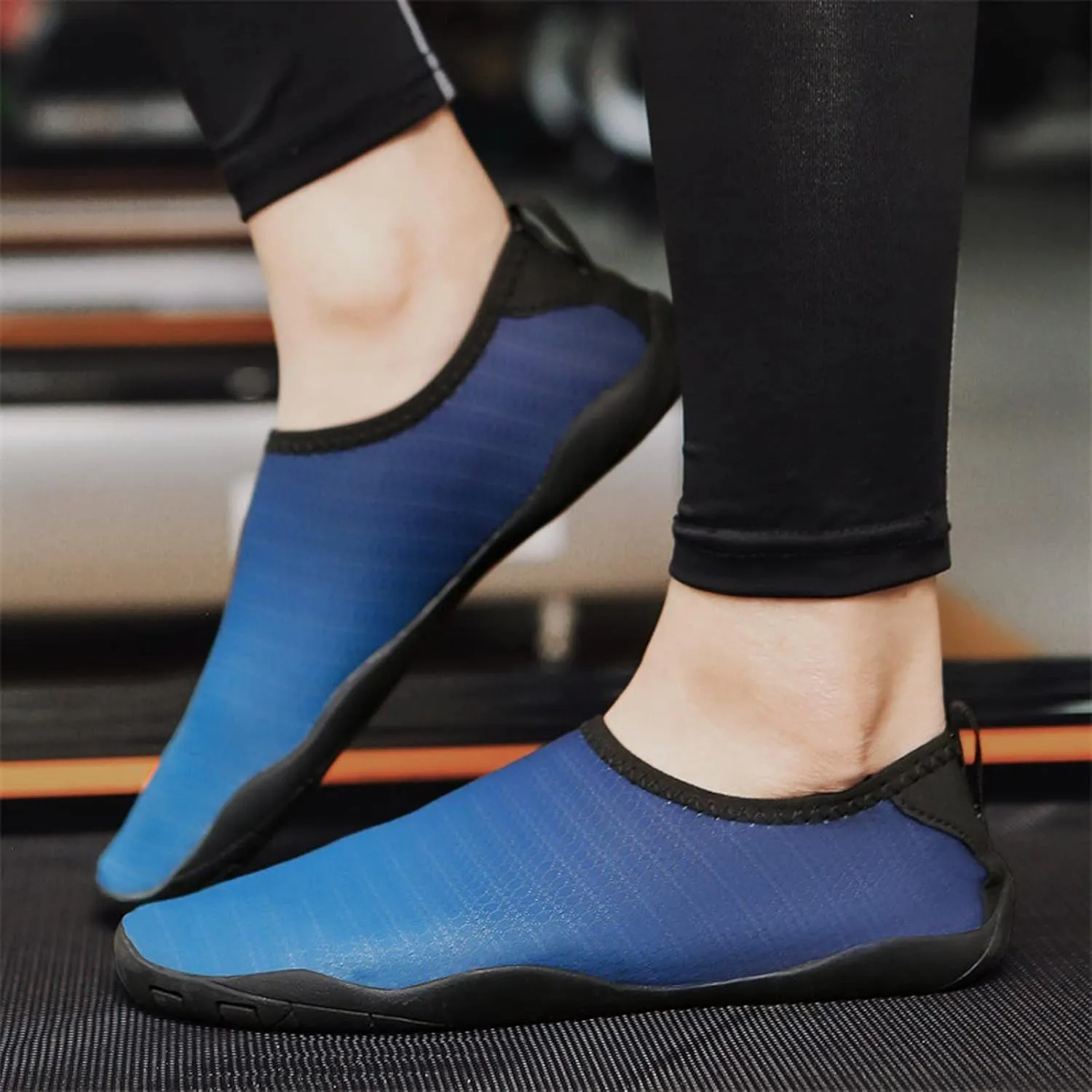Aqu Shoes for Women Wide Width Water Shoes Barefoot Aqu Socks Quick-Dry Non Slip Shoes for Beach Swim Surf