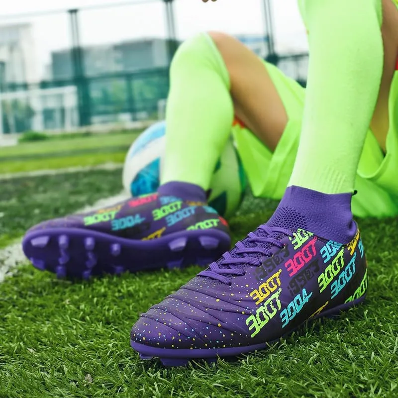 Mens Outdoor Soccer Cleats with Spikes Black and White Soccer Shoes for Men, Professional High-Top Football Shoes for Indoor Use, Soccer Boots Designed for Professional Futsal Competitions