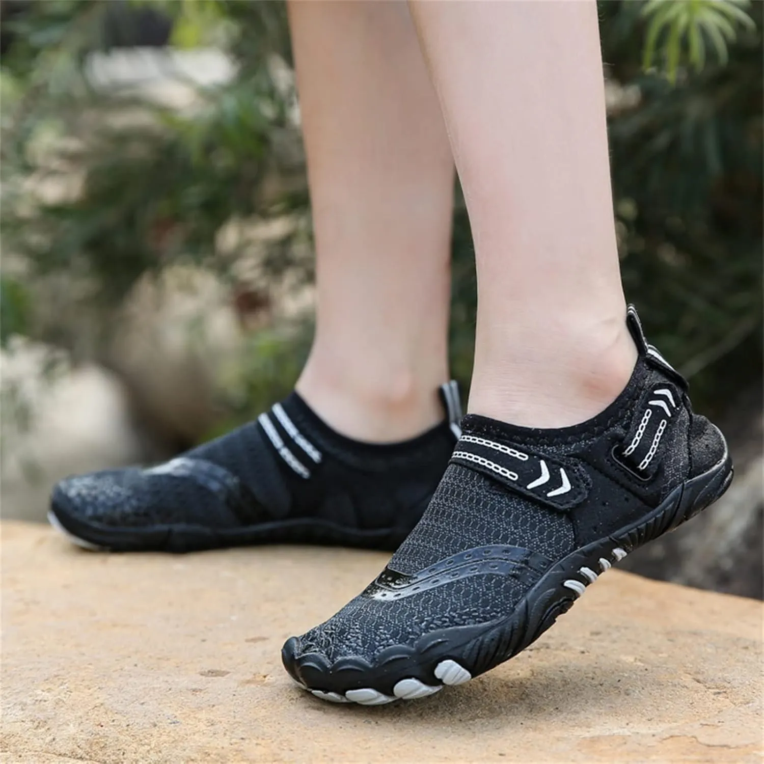 Summer Water Shoes for Men and Women Quick Drying Swimming Shoes Breathable Hiking and Diving Tracing Shoe