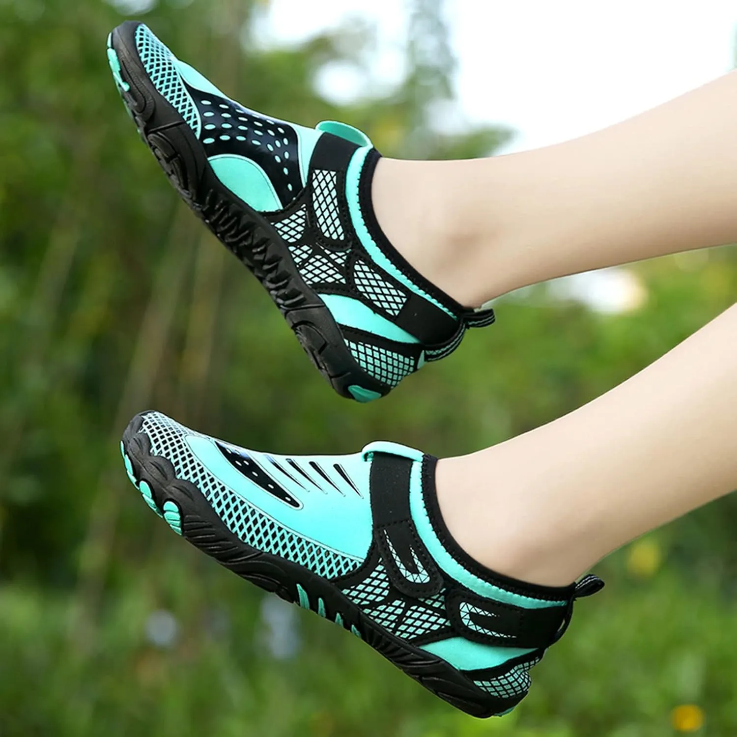 Summer Water Shoes Men and Women Quick Drying Shoes Hiking Swimming and Diving Shoes Tracing Shoes Light